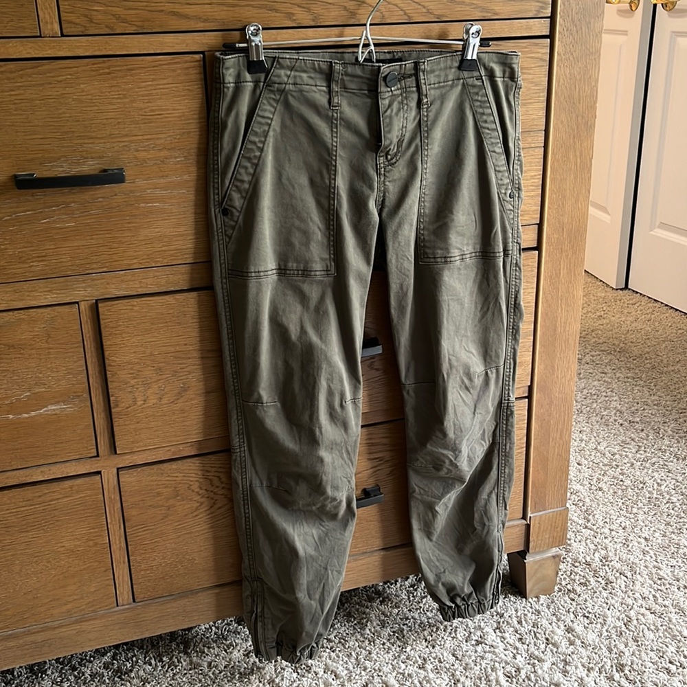 Sanctuary twill cargo joggers size 26